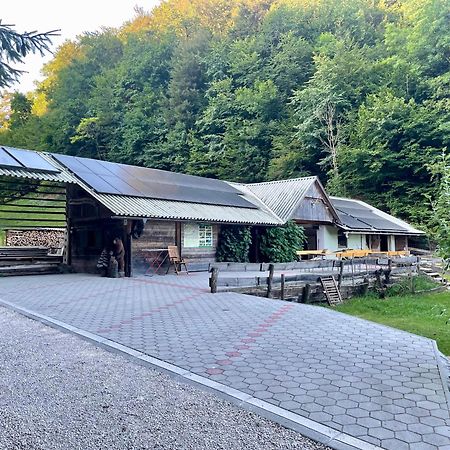 Wooden Cabin Kamna Gorica Eksteriør bilde